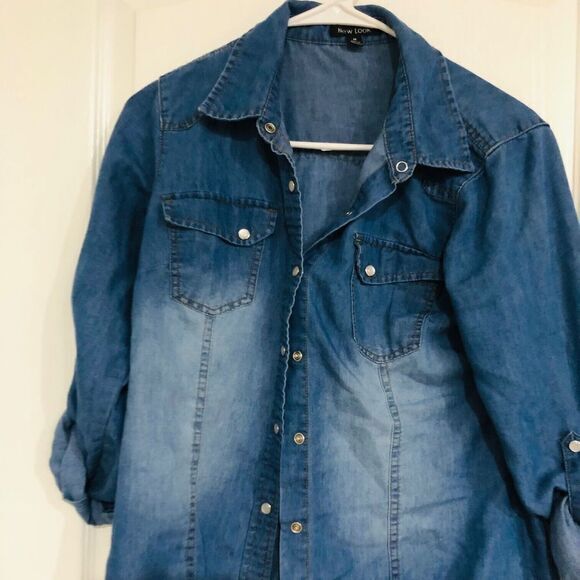 New Look Women's Button Up Shirt Roll Tab Long Sleeve Denim Blue Sz Medium Used - Picture 2 of 5